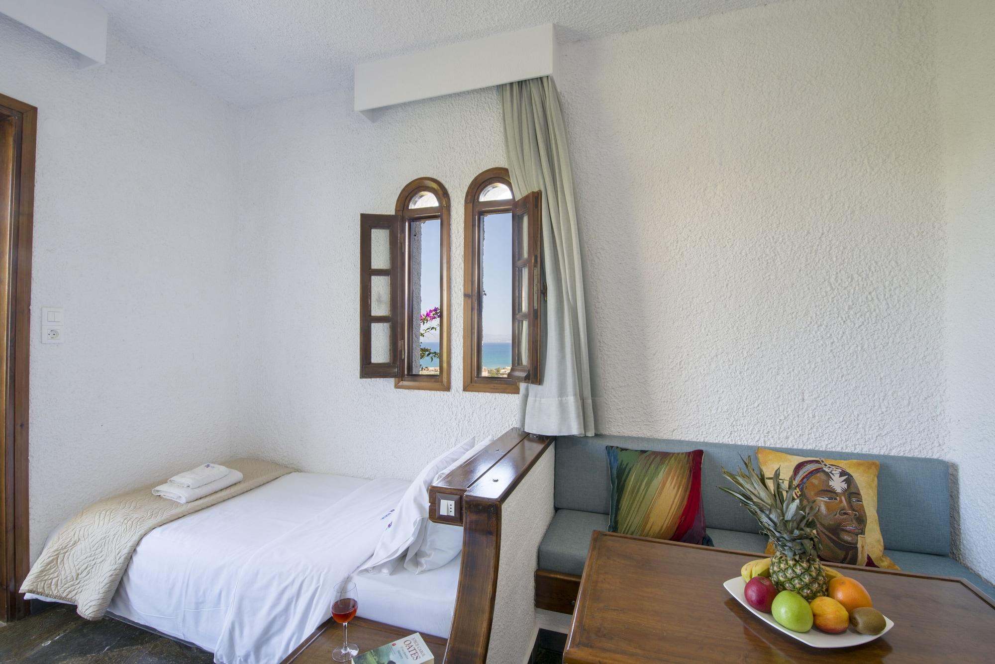 Skala Apartments Agia Marina Exterior foto