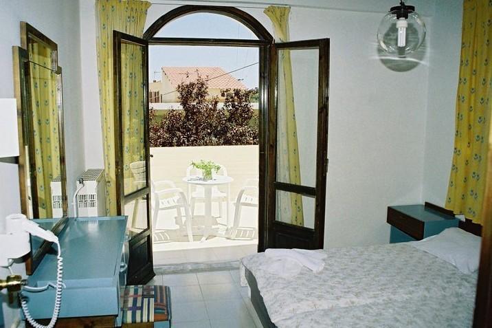 Skala Apartments Agia Marina Quarto foto